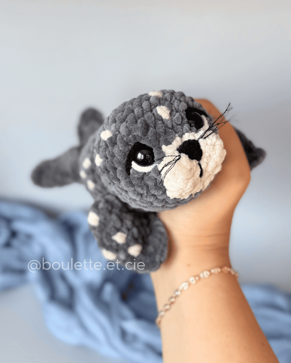 Sally the Seal · PDF Crochet Pattern · Low sew · Sally le Phoque