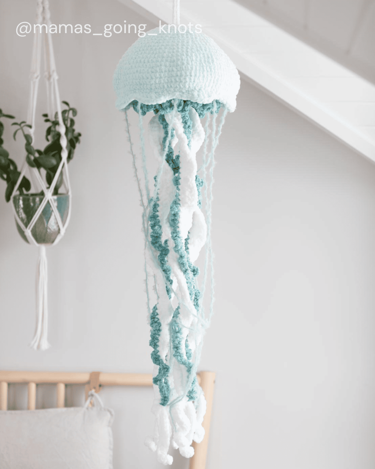 Acqua the Jellyfish · PDF Crochet Pattern PDF · NO-SEW · Acqua la Méduse