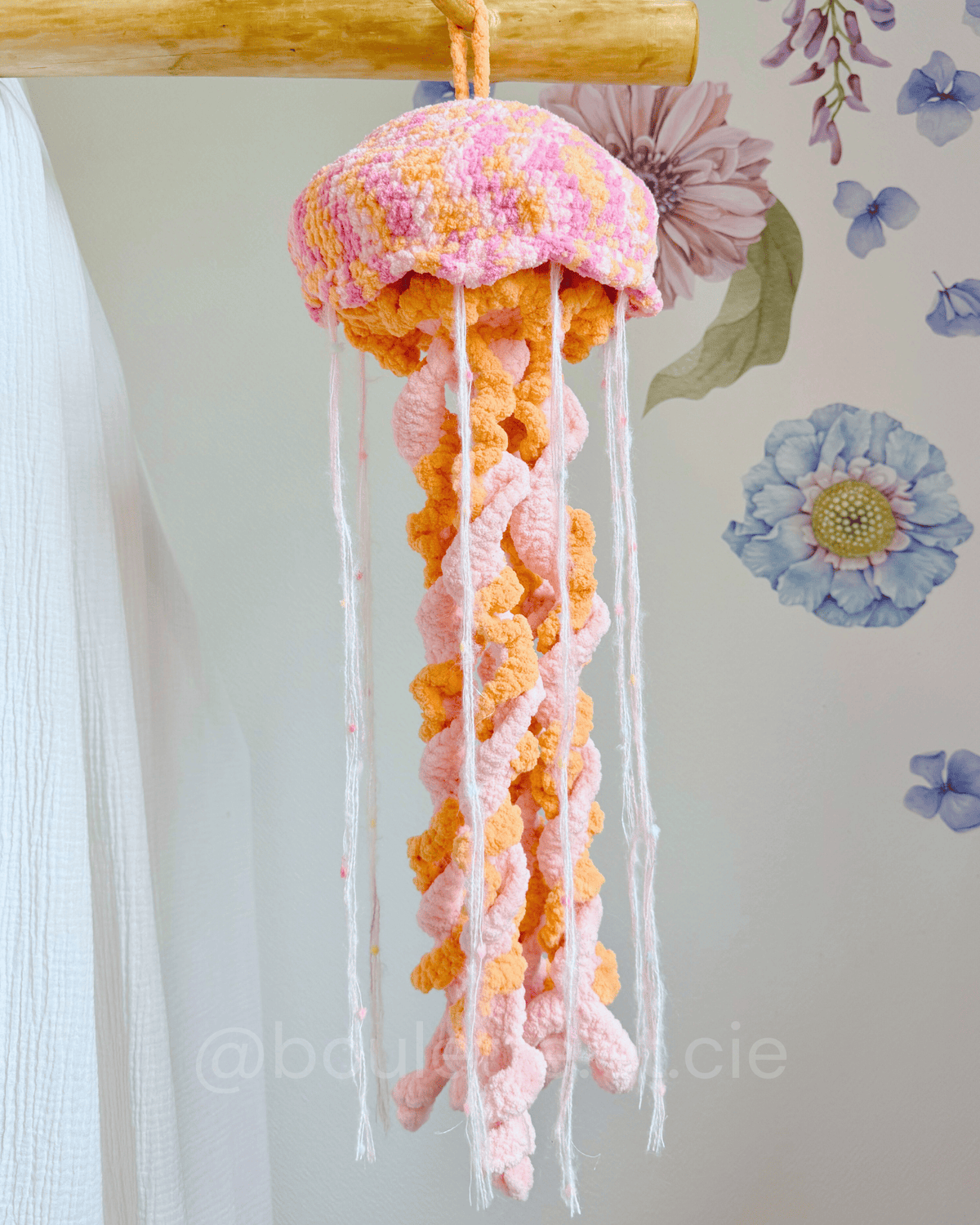 Acqua the Jellyfish · PDF Crochet Pattern PDF · NO-SEW · Acqua la Méduse