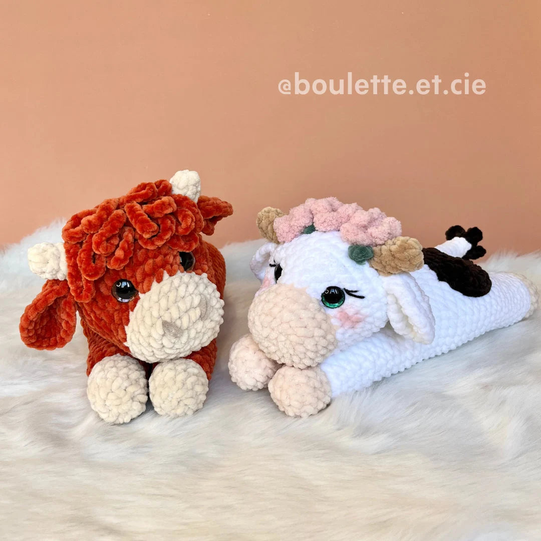 Lola the Lazy Cow · PDF Crochet Pattern · Lola la Vache Paresseuse