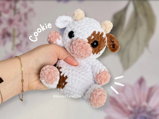Cookie the Squishy Cow · PDF Crochet Pattern · Cookie la Vache Moelleuse