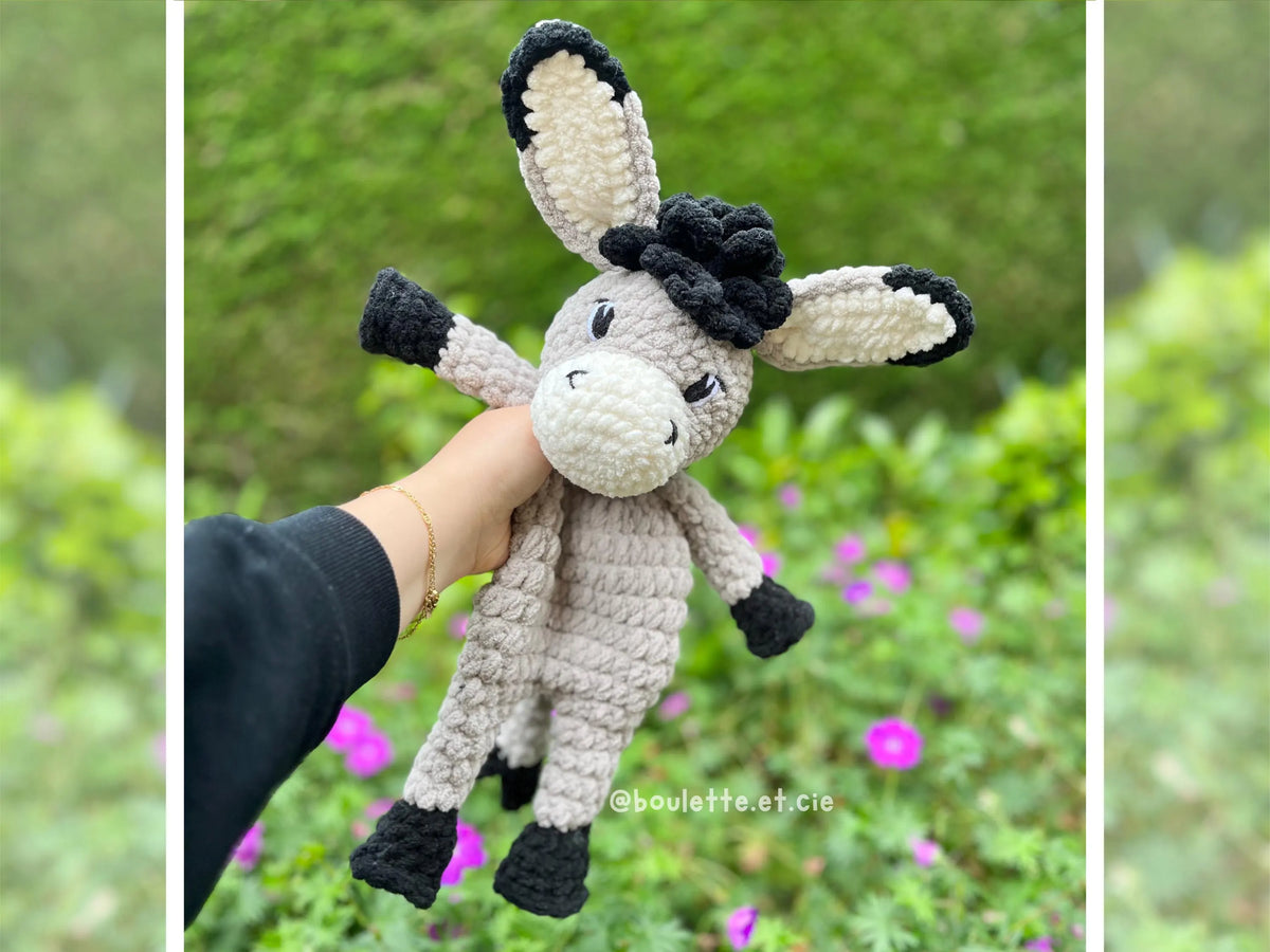 Donny the Donkey Snuggler · PDF Crochet Pattern · Donny le Doudou Âne