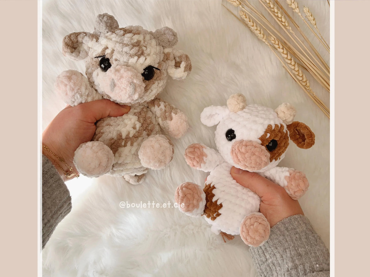Cookie the Squishy Cow · PDF Crochet Pattern · Cookie la Vache Moelleuse